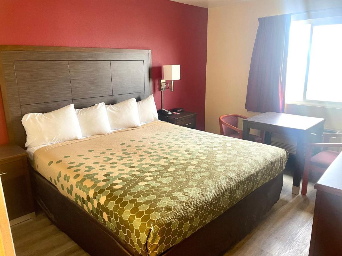 Econo Lodge Inn & Suites Корнинг Экстерьер фото
