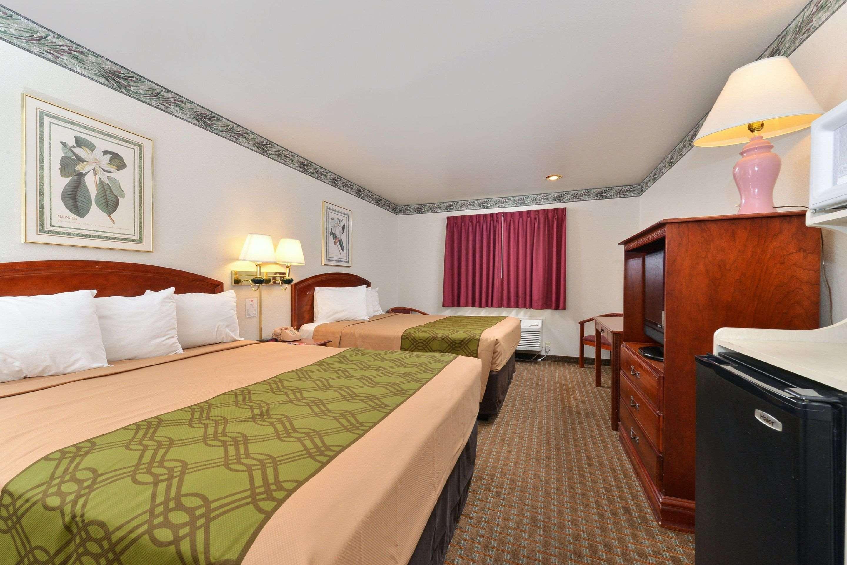 Econo Lodge Inn & Suites Корнинг Экстерьер фото